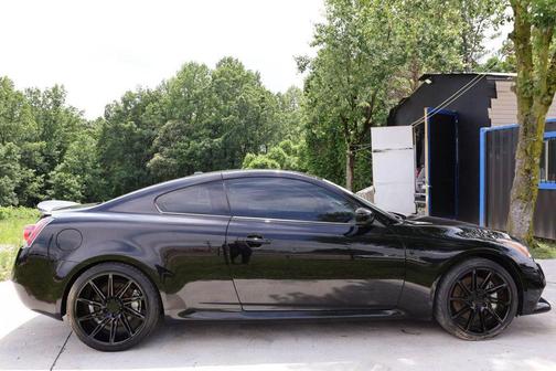 2010 INFINITI G37 Sport