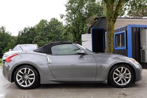 2013 Nissan 370Z Base