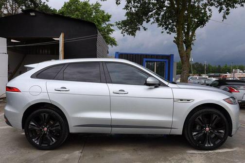 2018 Jaguar F-PACE 25t R-Sport