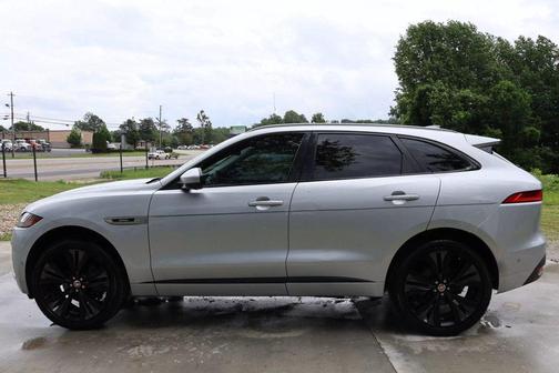 2018 Jaguar F-PACE 25t R-Sport