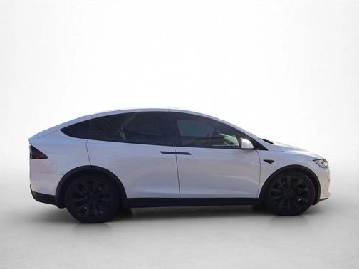 2022 Tesla Model X Plaid