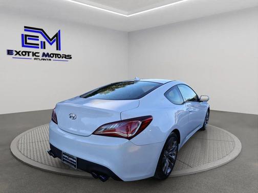 2016 Hyundai Genesis Coupe 3.8 R-Spec