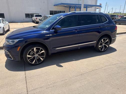 Atlantic Blue Metallic 2024 Volkswagen Tiguan 2.0T SEL R-Line 4MOTION