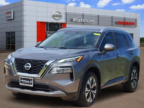 Pearl White Tricoat 2023 Nissan Rogue SV