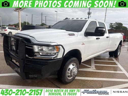 Bright White Clearcoat 2024 RAM 3500 Tradesman Crew Cab 4x4 8' Box