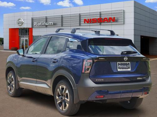 Deep Blue Pearl 2026 Nissan Kicks SV