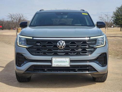 2025 Volkswagen Atlas Cross Sport 2.0T SEL