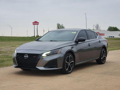 2024 Nissan Altima SR Intelligent AWD