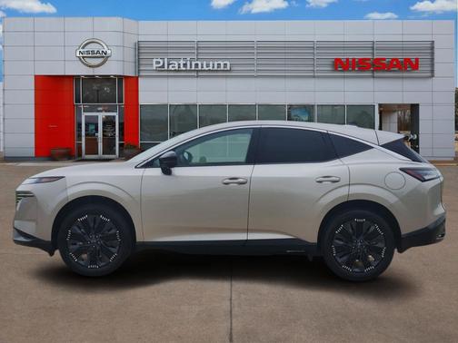 Champagne Silver Metallic 2026 Nissan Murano Platinum