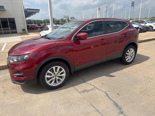 Scarlet Ember Tintcoat 2021 Nissan Rogue Sport S