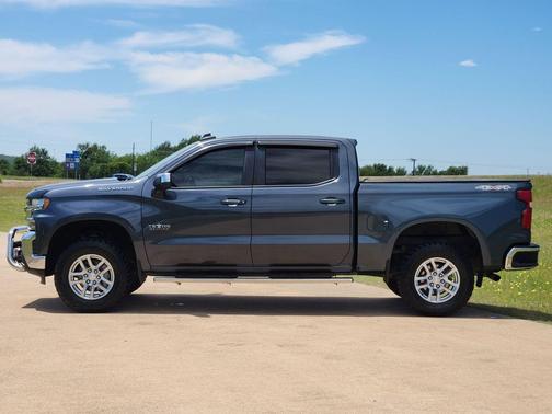 Shadow Gray Metallic 2021 Chevrolet Silverado 1500 LT