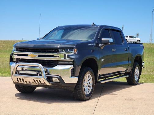 Shadow Gray Metallic 2021 Chevrolet Silverado 1500 LT