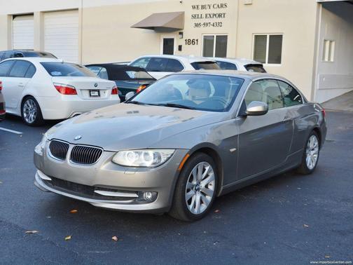 2011 BMW 328 328i Convertible 2D