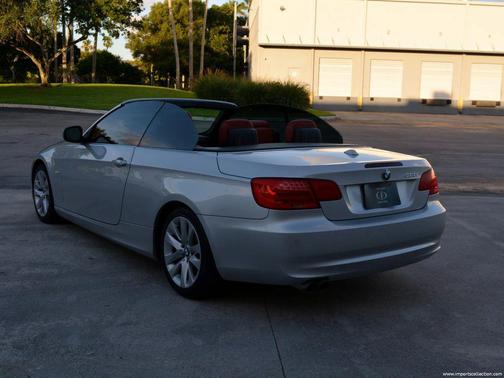 2013 BMW 328 328i Convertible 2D