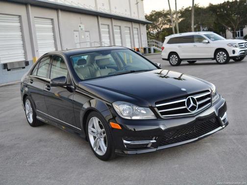 2014 Mercedes-Benz C-Class C 300 4MATIC Luxury