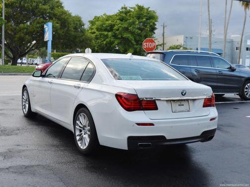 2015 BMW 740 Li