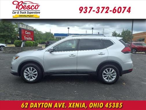 2017 Nissan Rogue SV