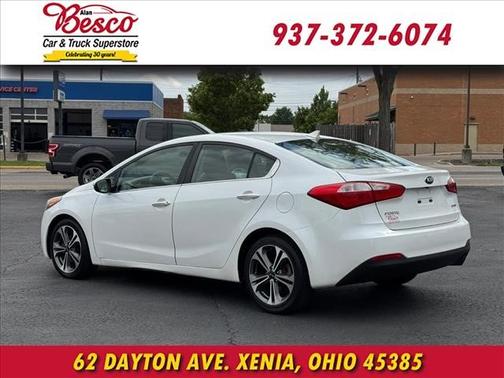 Snow White Pearl 2016 Kia Forte EX