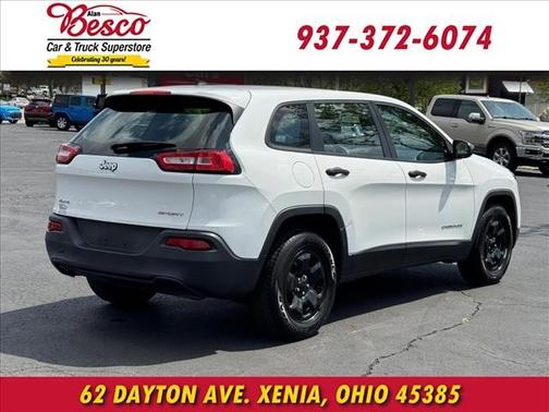Bright White Clearcoat 2016 Jeep Cherokee Sport