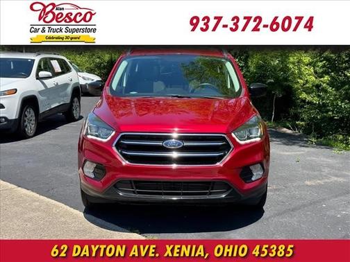 Ruby Red Metallic Tinted Clearcoat 2017 Ford Escape SE