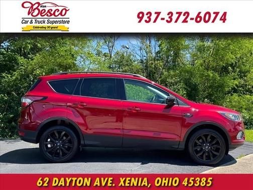Ruby Red Metallic Tinted Clearcoat 2017 Ford Escape SE
