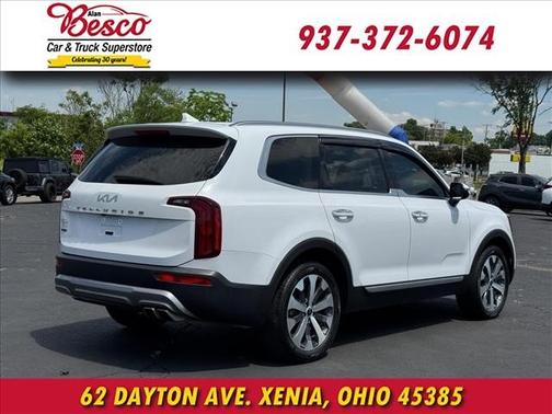 Glacial White Pearl 2022 Kia Telluride S
