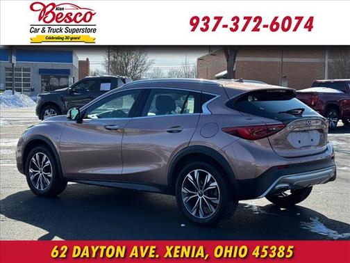 2018 INFINITI QX30 Premium