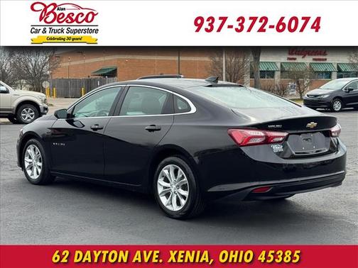 Mosaic Black Metallic 2019 Chevrolet Malibu LT