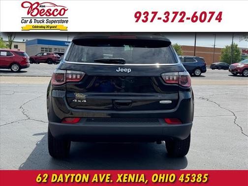 Diamond Black Crystal Pearlcoat 2017 Jeep New Compass Latitude