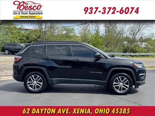Diamond Black Crystal Pearlcoat 2017 Jeep New Compass Latitude
