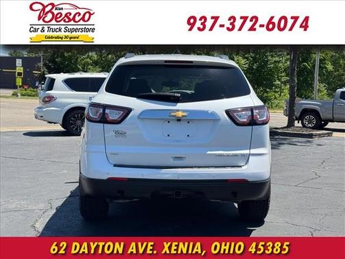 Summit White 2016 Chevrolet Traverse 1LT