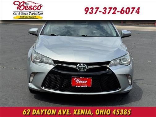 Celestial Silver Metallic 2016 Toyota Camry SE