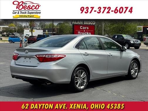 Celestial Silver Metallic 2016 Toyota Camry SE