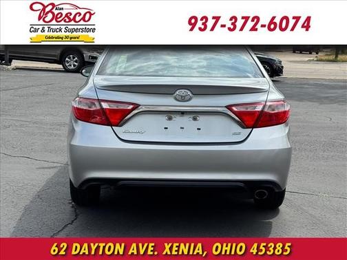 Celestial Silver Metallic 2016 Toyota Camry SE