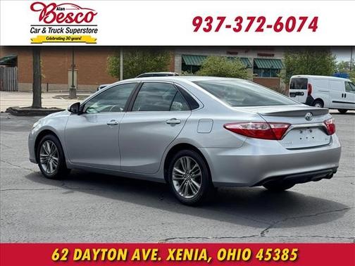 Celestial Silver Metallic 2016 Toyota Camry SE
