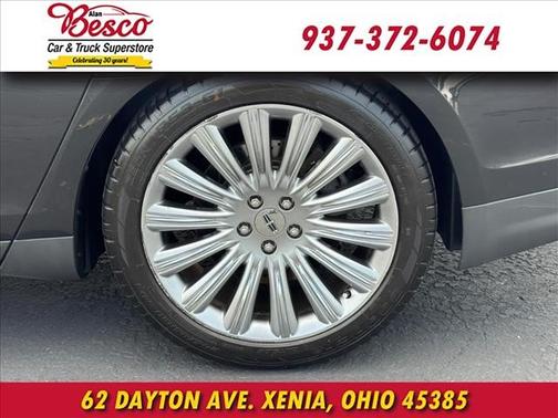 2015 Lincoln MKS Base
