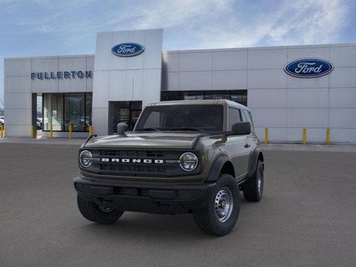 2025 Ford Bronco Base