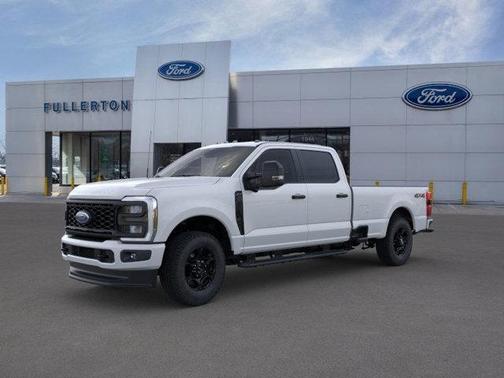 2025 Ford F-350 Lariat Super Duty