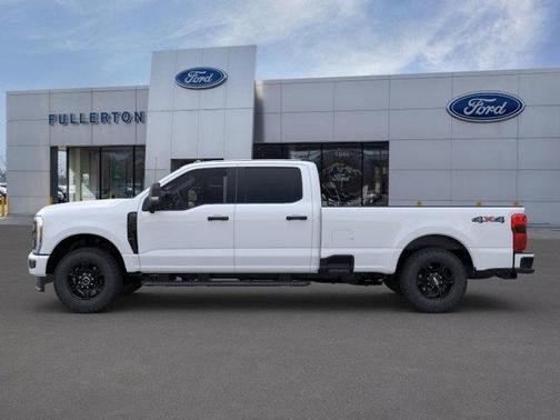 2025 Ford F-350 Lariat Super Duty