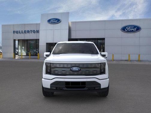 2025 Ford F-150 Lightning LARIAT