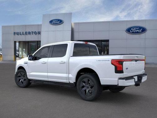2025 Ford F-150 Lightning LARIAT