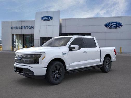 2025 Ford F-150 Lightning LARIAT