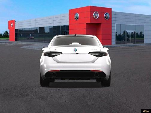 2025 Alfa Romeo Giulia Base