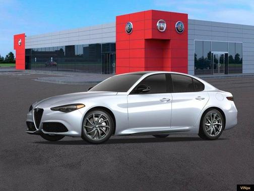 2025 Alfa Romeo Giulia Base