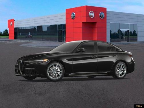 2025 Alfa Romeo Giulia Base