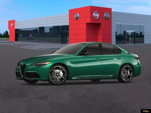 2025 Alfa Romeo Giulia Base