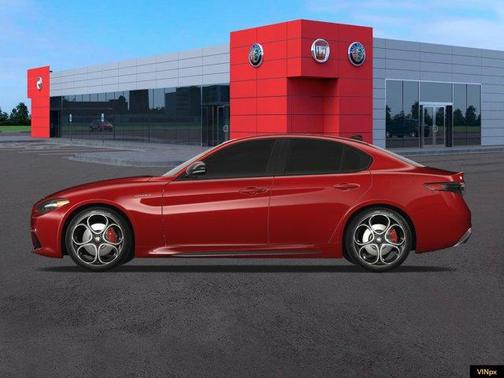 2025 Alfa Romeo Giulia Base
