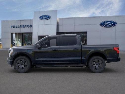 2025 Ford F-150 Lightning Flash