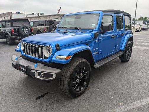 2024 Jeep Wrangler 4xe Sahara