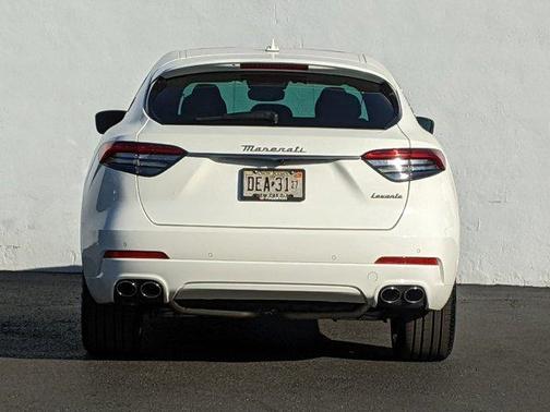2024 Maserati Levante GT Ultima